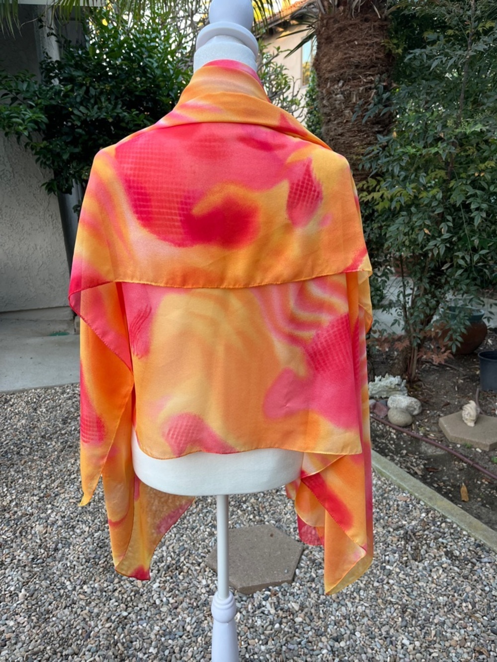 Stunning Vibrant Pink & Orange Watercolor Scarf/Shawl Large 45 x 65” - Picture 5 of 6